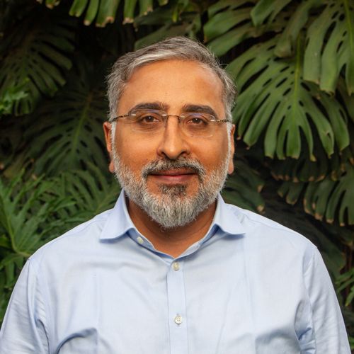 Dr. Suchin Bajaj